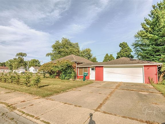 2nd image of 3601 Lincolnway E