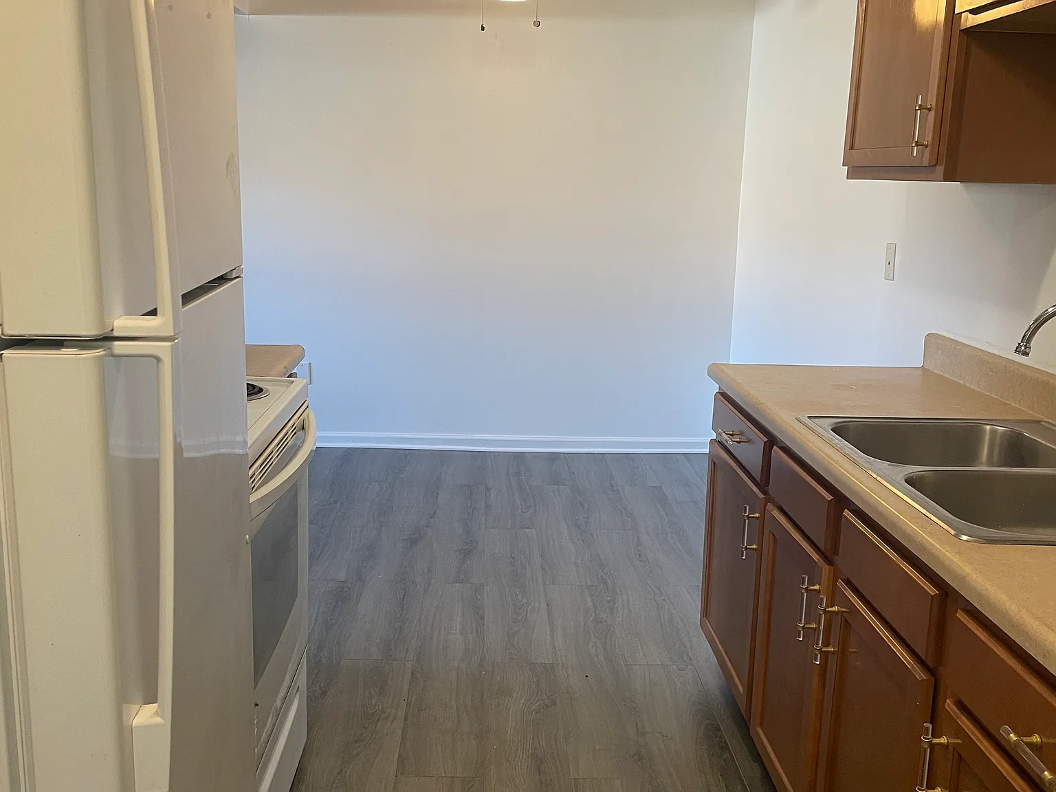 2 bed, $1,350 — Photo 2