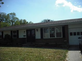 5748 Daphne Ln, Dayton, OH 45415