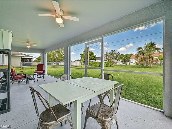 4th image of 210 SE 5th Place Cpe