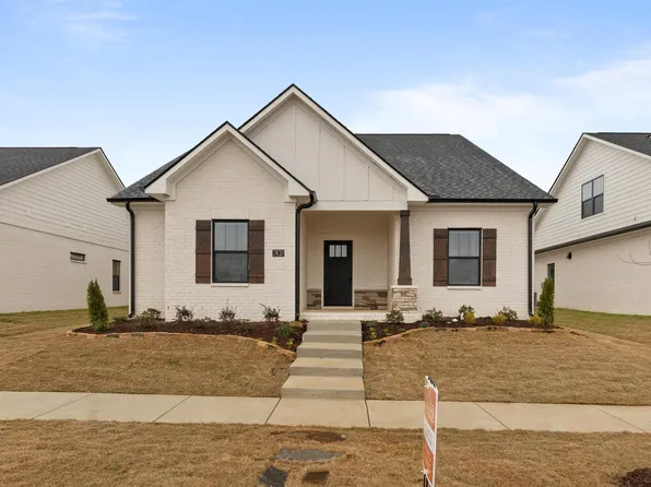 2102 Kanteen St, Huntsville, AL 35811