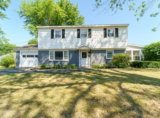 29 Aragon Ave, Latham, NY 12110