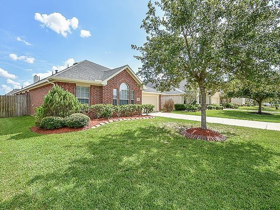 2nd image of 7616 Stone Arbor Ln