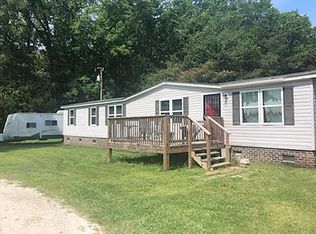 348 NW Backwoods Rd, Moyock, NC 27958