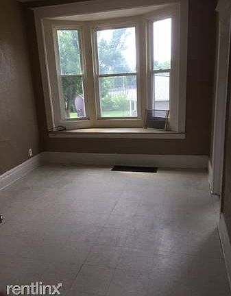 00P0P_8G702mdYKDj_600x450