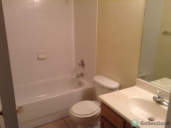 3rd image of 4710 SE 6th Ave