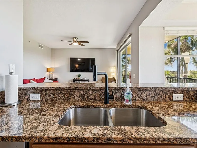 7607 Grand Estuary Trl #302 — Photo 37