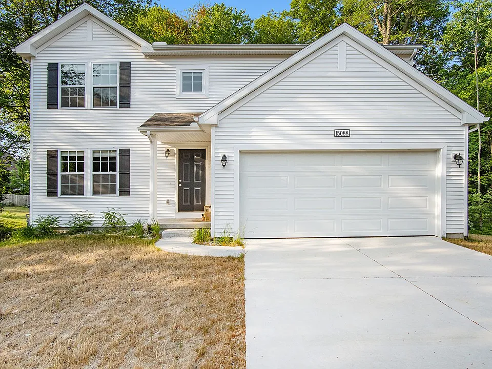 1002 Richard Ave