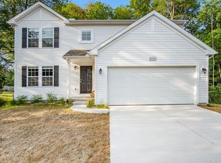 1002 Richard Ave, Watervliet, MI 49098