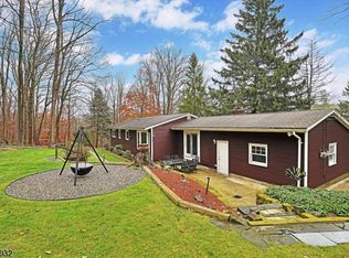 15 Weimer Rd, Annandale, NJ 08801