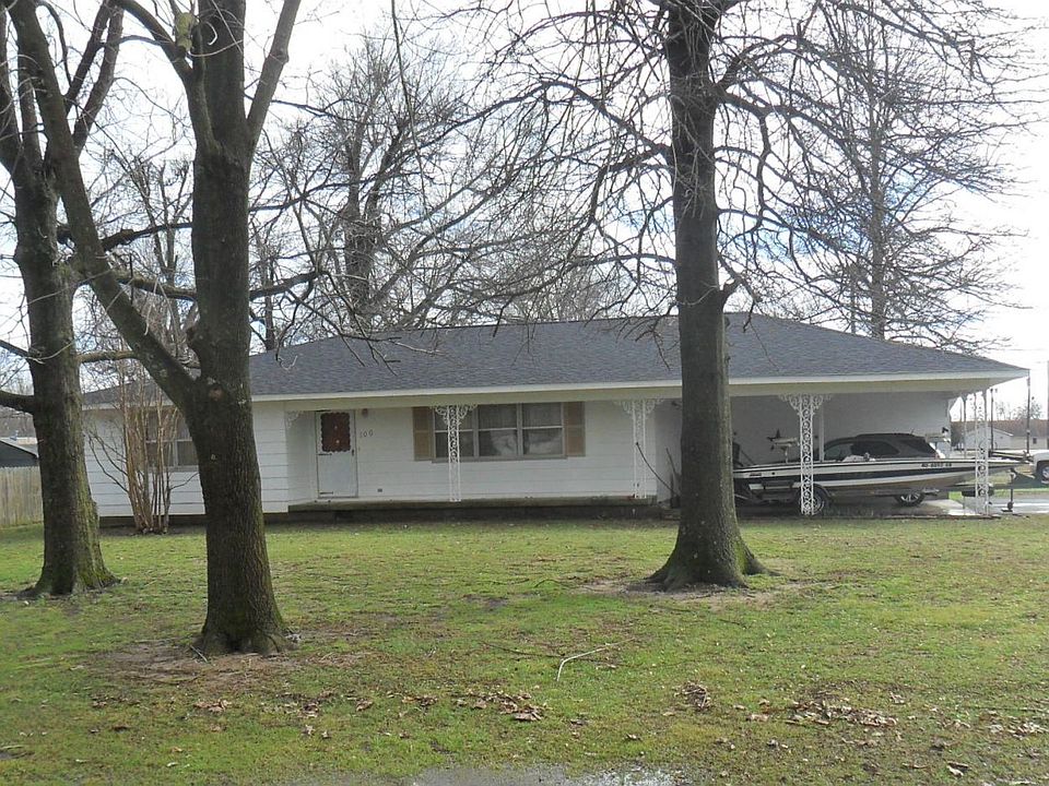 1st image of 100 E Benton Ave