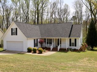 303 Oak Ridge Dr, Greenwood, SC 29649