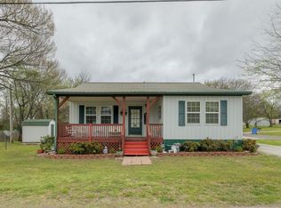 501 NW 7th St, Checotah, OK 74426