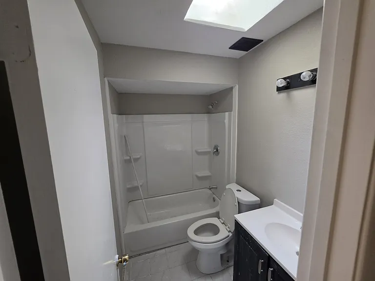 2224 Duskin Ave #1 — Photo 2
