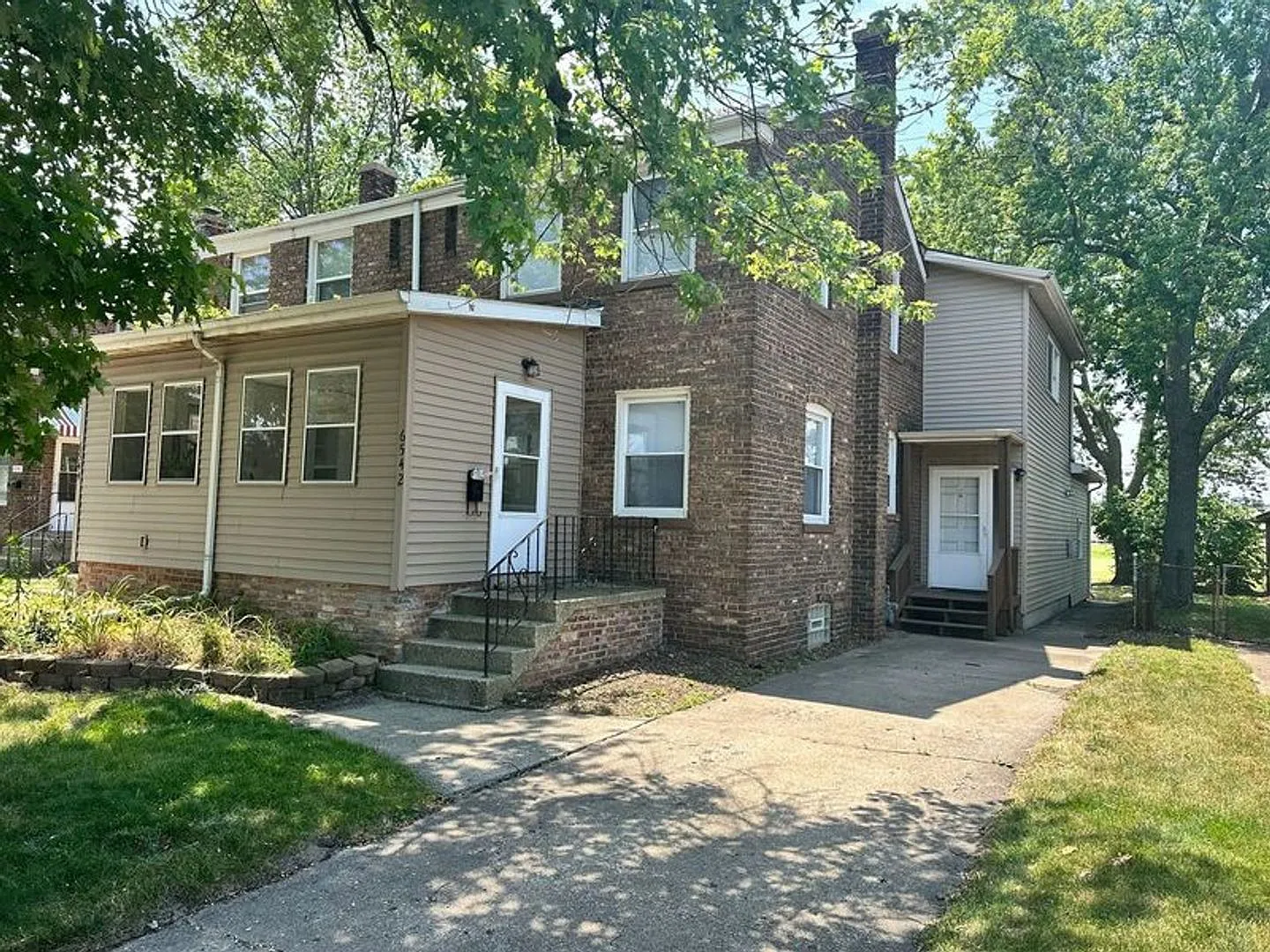 6542 McCook Ave photo 1