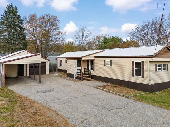 11 Evelyn Avenue, Raymond, NH 03077