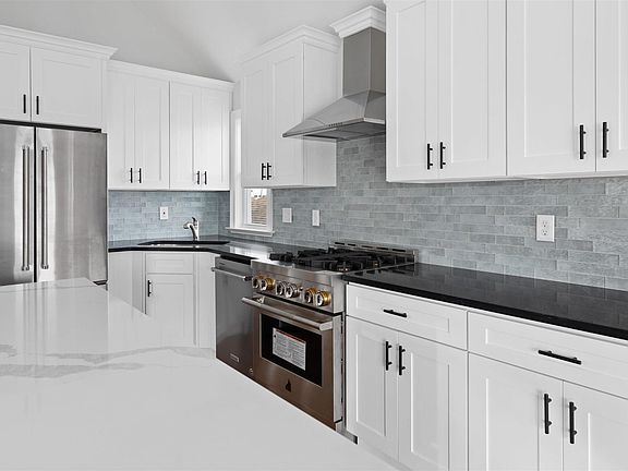 5th image of 5254 Asbury Ave #B