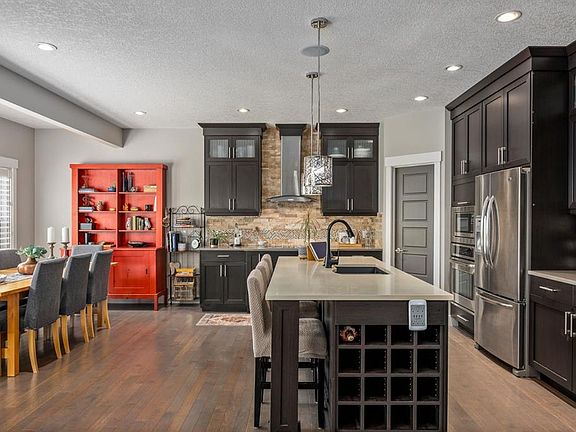 5th image of 1213 Hillcrest Manor Est