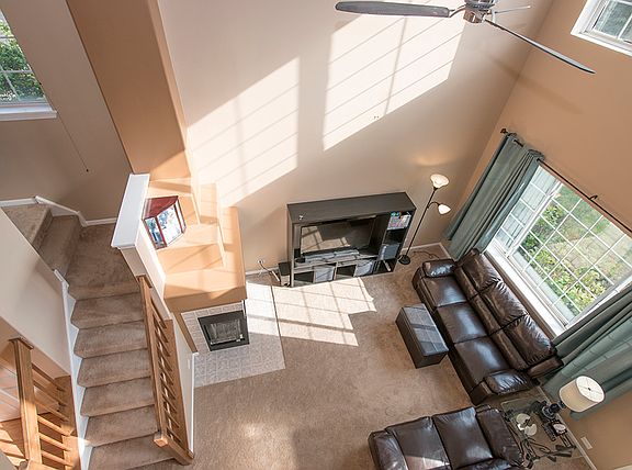 4th image of 7417 Grandview Ct