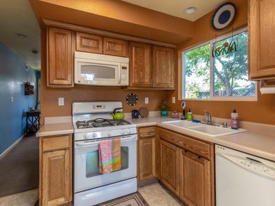 5390 Hennessy Pl, San Jose, CA, 95118