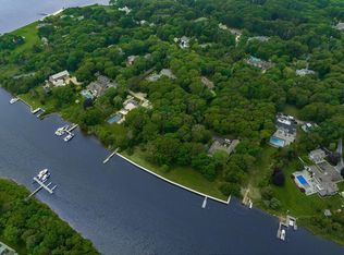 48 Cedar Ln, Remsenburg, NY 11960