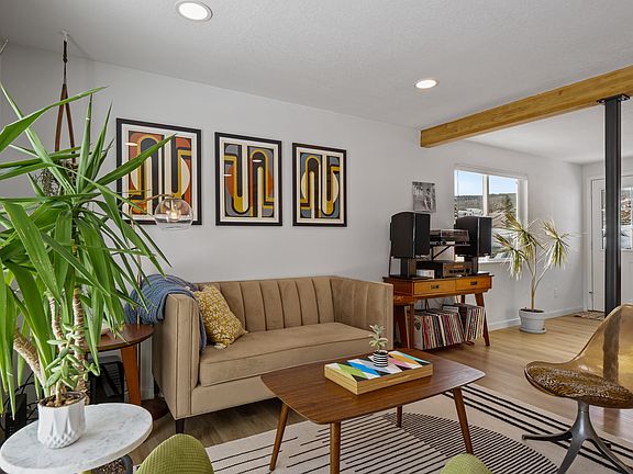 5th image of 461 Cascade Cir