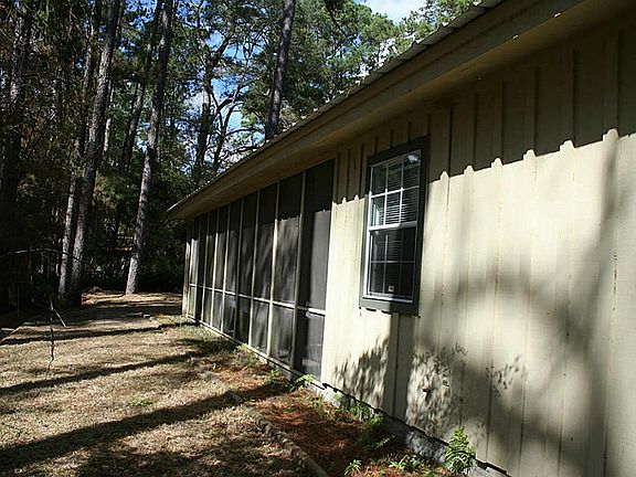 3rd image of 20487 Big Oak Dr