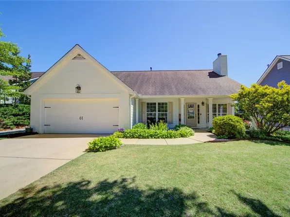 20 Aplomado Ln E, Dawsonville, GA 30534