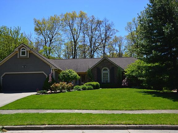 2nd image of 810 Heritage Dr