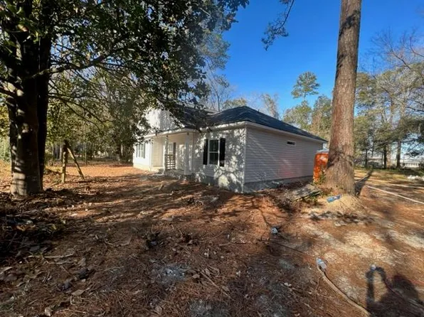 485 Carlyene Dr, Midway, GA 31320