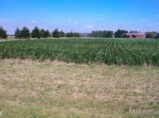 77749 Riverview Dr, Romeo, MI 48065