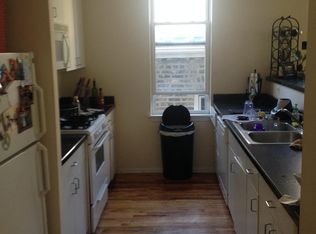 1530 W Thomas St #2, Chicago, IL 60642