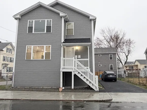 716 Potters Ave #1, Providence, RI 02907