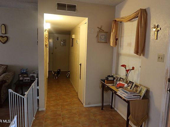 3rd image of 537 Marthmont Way