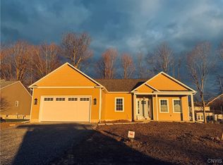 8546 Josette Junction Rd, Cicero, NY 13039