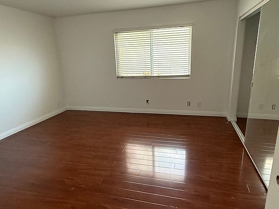 3rd image of 2510 E 6th St APT B