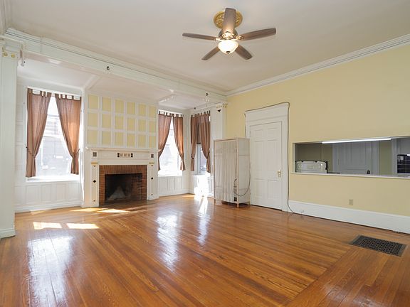 2nd image of 197 Linden St #1C