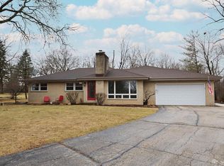 4565 Meadow View East, Brookfield, WI 53005