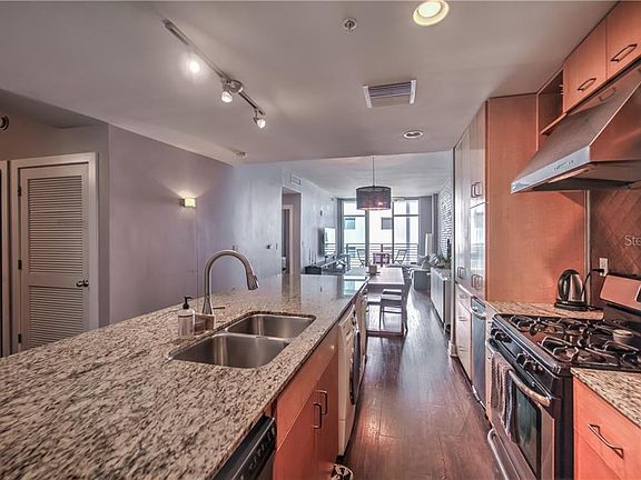 2nd image of 1120 E Kennedy Blvd Unit 1528