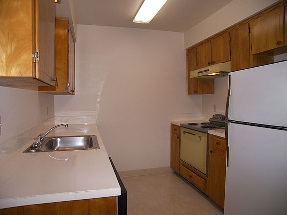 5th image of 2020-2064 SE Salmon St #2038