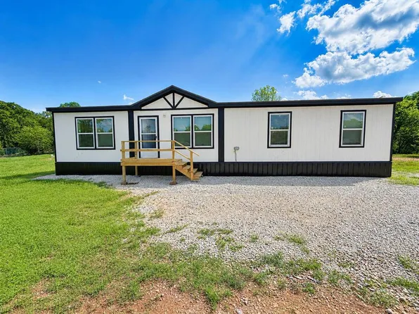 36509 Old Mills Rd, Tecumseh, OK 74873