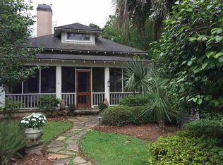 102 Pecan Ave, Fairhope, AL 36532