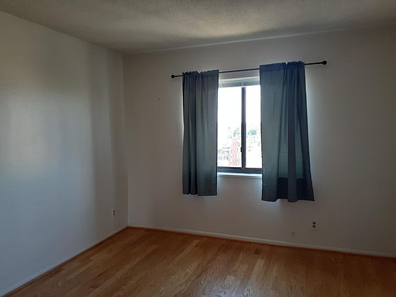 5th image of 900 N Stafford St APT 1119