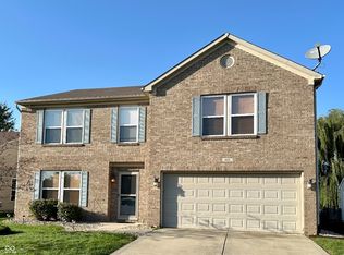 864 Sylvan St, Whiteland, IN 46184