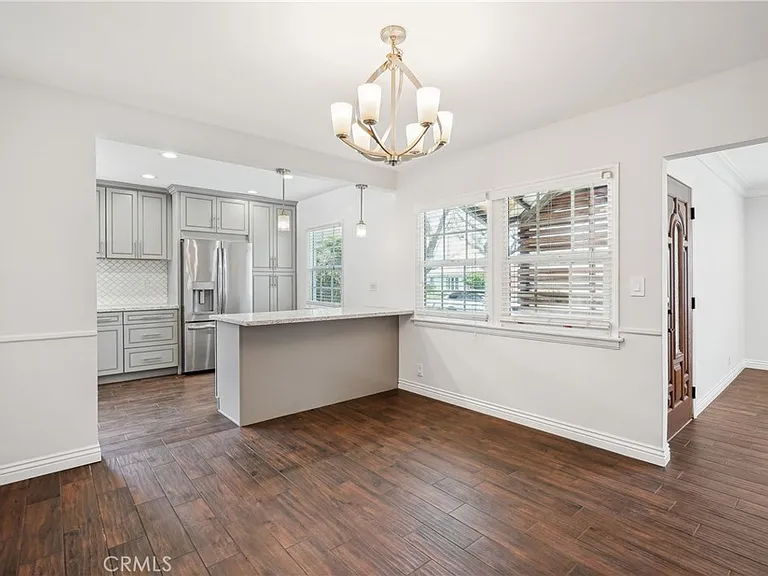 3816 S Victoria Ave — Photo 11