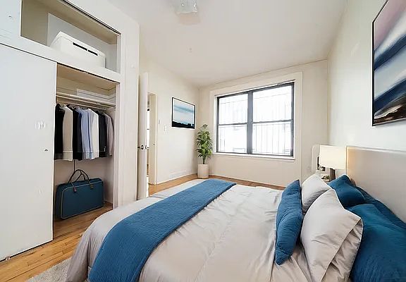 3rd image of 635 W 170th St #44F