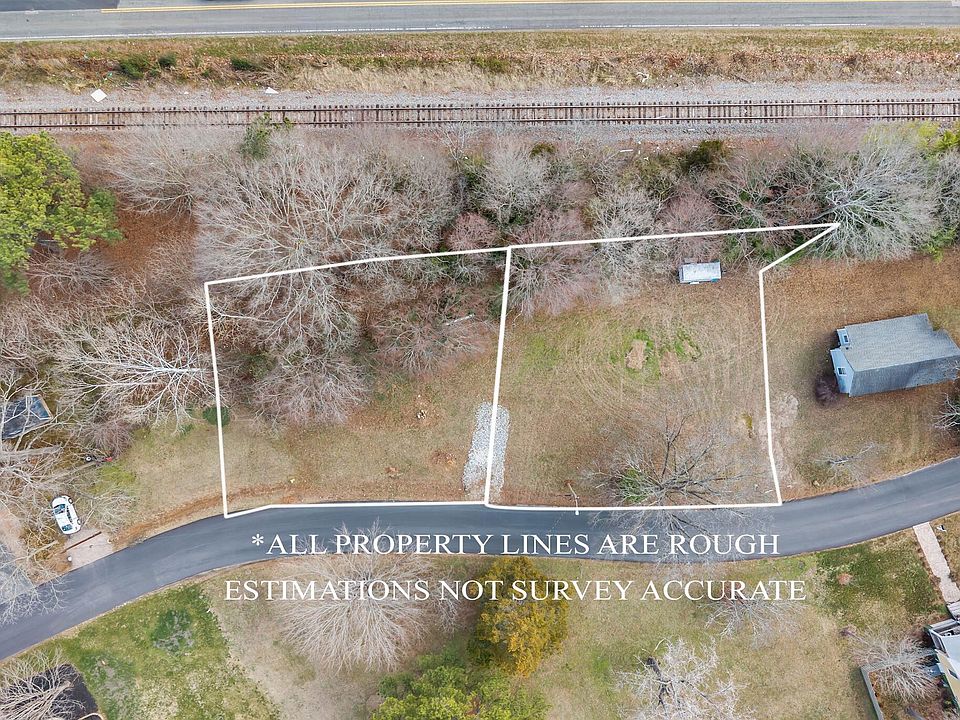 1st image of 620 & 626 Brewer Avenue