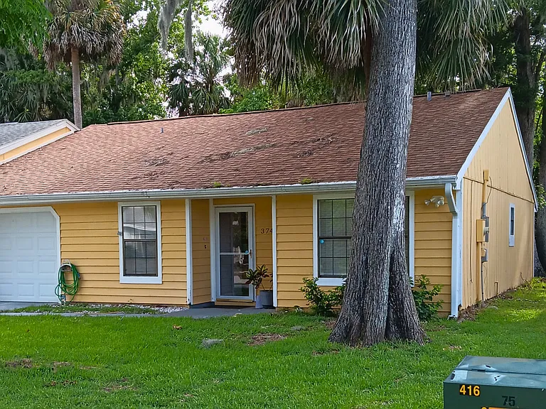3748 Gatewood Dr — Photo 2