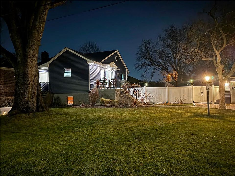 1st image of 15 Breglia Street