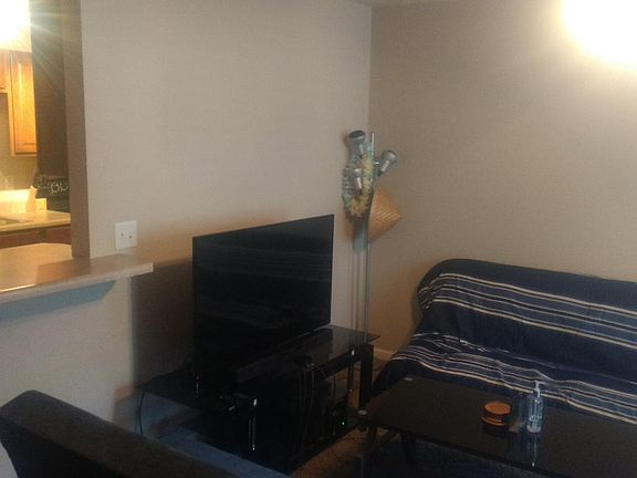 4th image of 1745 W 24th St #A